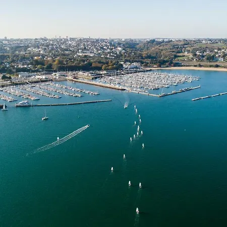 Au Bout Du Ponton ブレスト