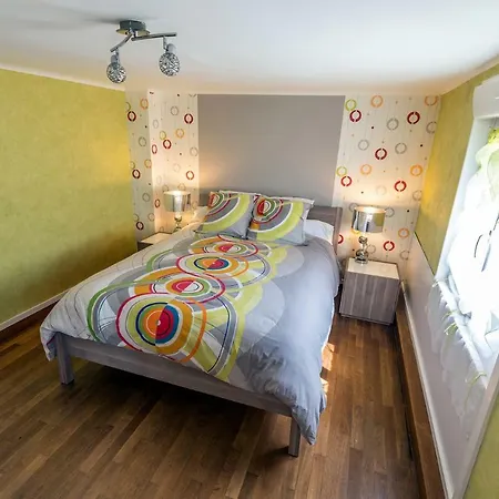 Au Bout Du Ponton Holiday home Brest